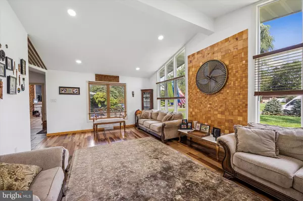 Yardley, PA 19067,3 ETON RD