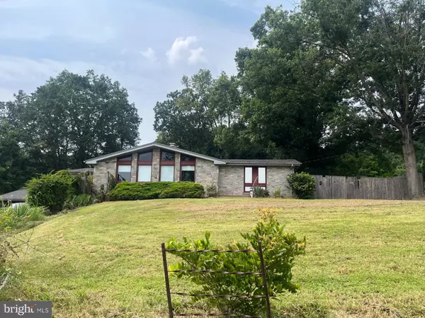 633 POTTS HILL RD, Lewisberry, PA 17339