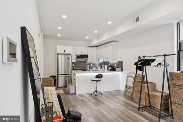 Philadelphia, PA 19131,5301 MASTER ST