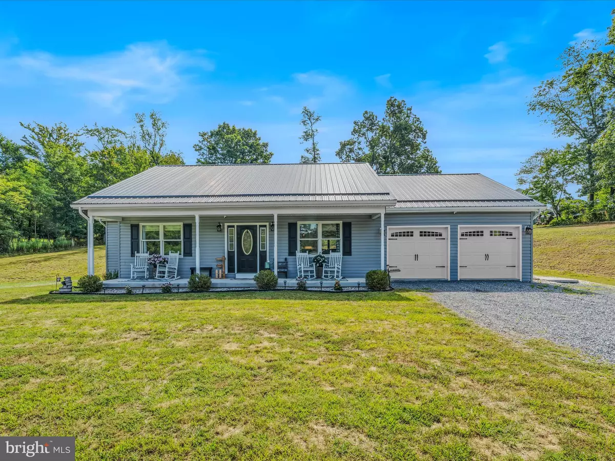 Berkeley Springs, WV 25411,75 KEY LN