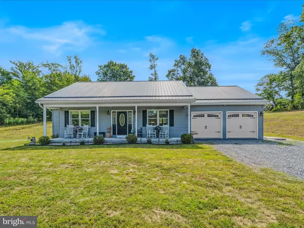 75 KEY LN, Berkeley Springs, WV 25411