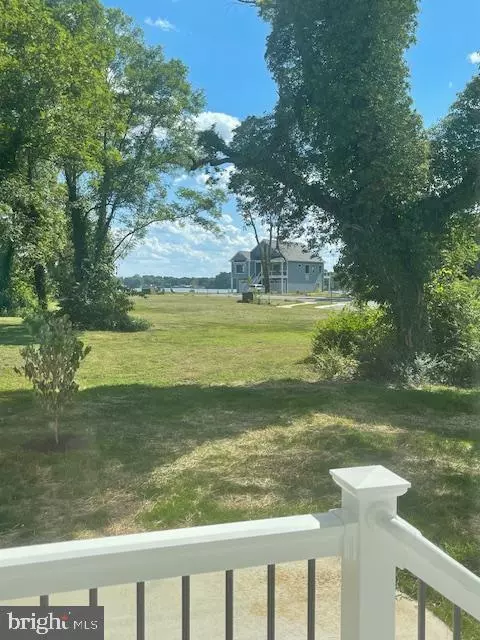 Colonial Beach, VA 22443,512 LIVINGSTONE ST