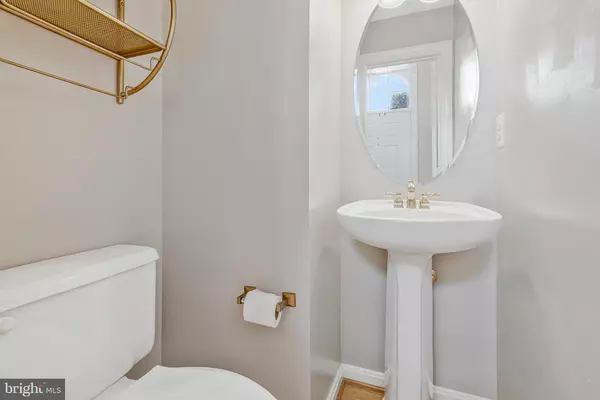 Vienna, VA 22180,2819 SAINT CROIX DR