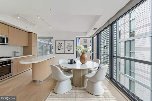 Washington, DC 20001,925 H ST NW #701