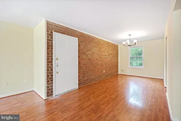 Gaithersburg, MD 20878,706 QUINCE ORCHARD BLVD #101