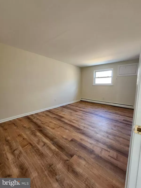 Brookhaven, PA 19015,157 MEADOWBROOK LN #2