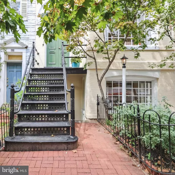 Washington, DC 20003,531 4TH ST SE