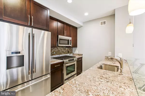 Washington, DC 20010,3404 13TH ST NW #102
