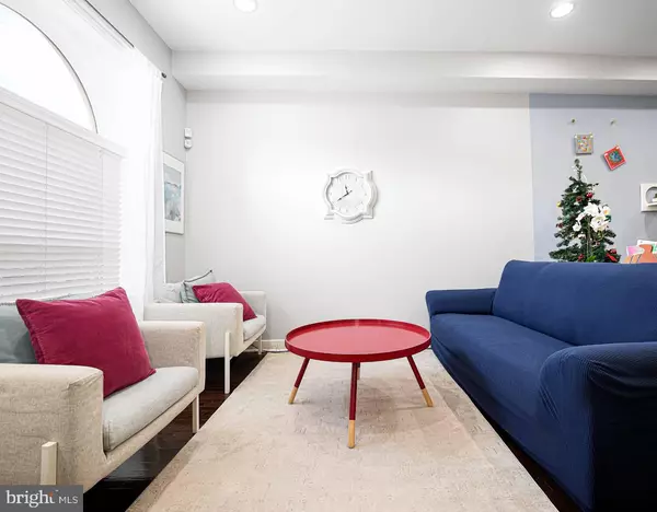 Baltimore, MD 21205,943 N PATTERSON PARK AVE