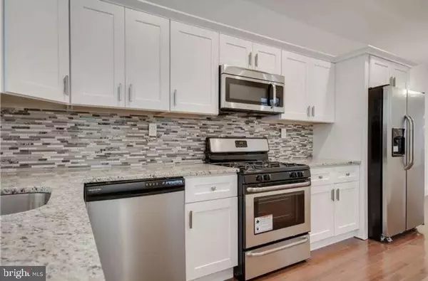 Philadelphia, PA 19125,863 E THOMPSON ST