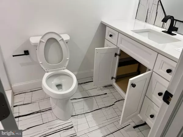 Silver Spring, MD 20902,611 WINONA CT