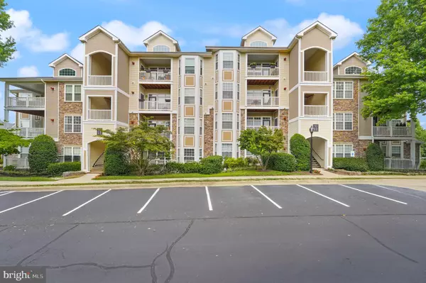 Leesburg, VA 20175,502 SUNSET VIEW TER SE #107