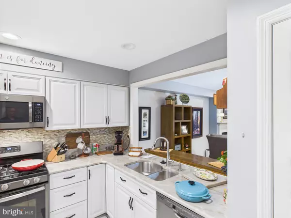 Hummelstown, PA 17036,1124 PEGGY DR