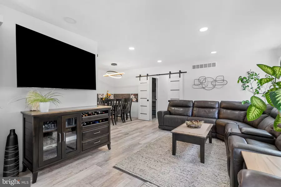 838 HENDRIX ST, Philadelphia, PA 19116