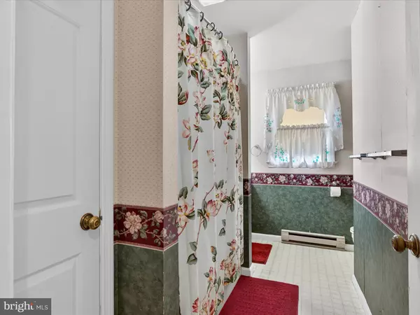 Narvon, PA 17555,126 OLDE SCHOOL LN