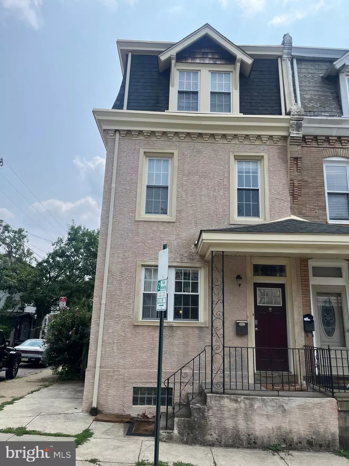 Philadelphia, PA 19128,389 CONARROE ST