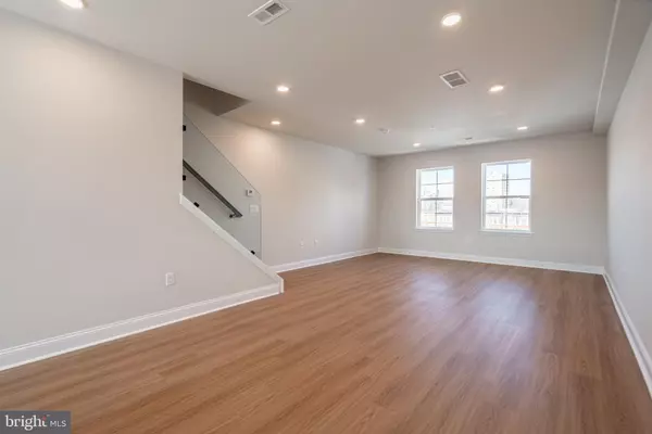 Philadelphia, PA 19131,2711 MAYA LN #A62
