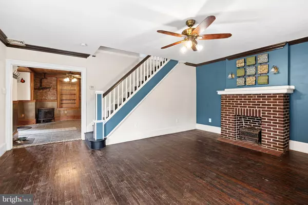 Philadelphia, PA 19128,517 CONARROE ST