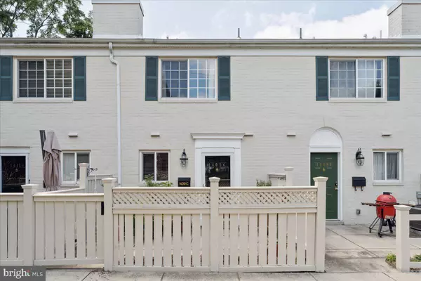 1409 N VAN DORN ST #C, Alexandria, VA 22304