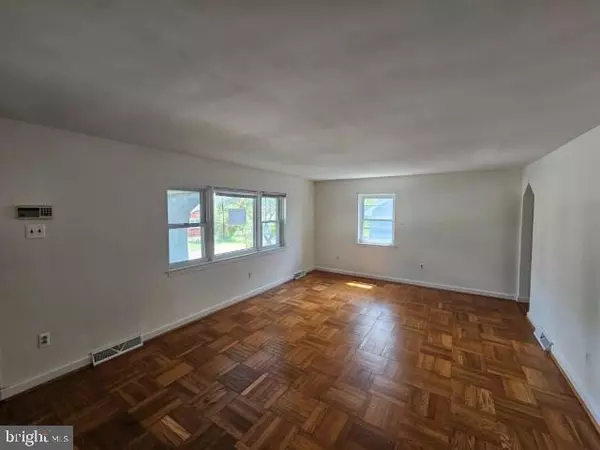 Willow Grove, PA 19090,1656 FAIRVIEW AVE