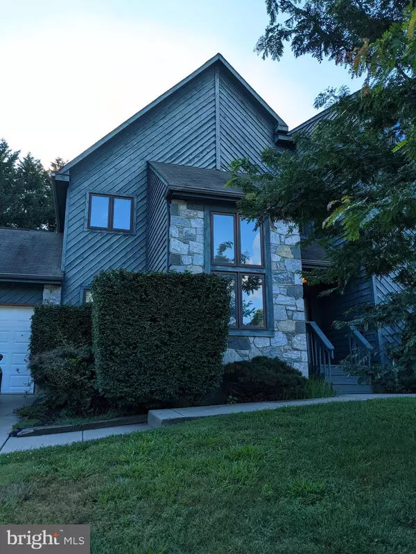 Newark, DE 19711,103 FOXFIRE DR