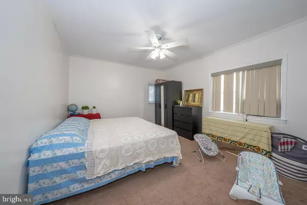 Upper Darby, PA 19082,7201 WAYNE AVE