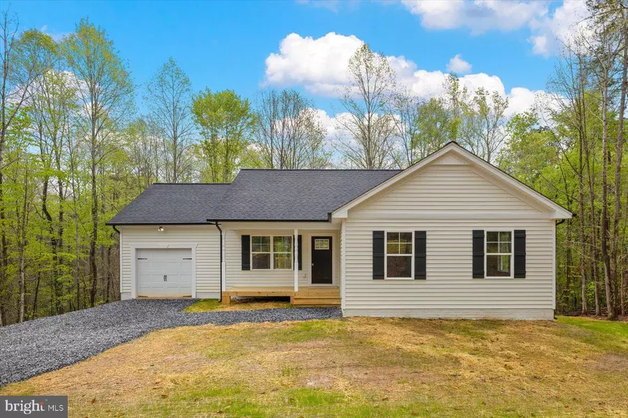 358 HEMLOCK LN, Mineral, VA 23117