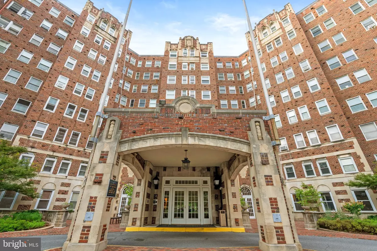 Washington, DC 20008,3601 CONNECTICUT AVE NW #105