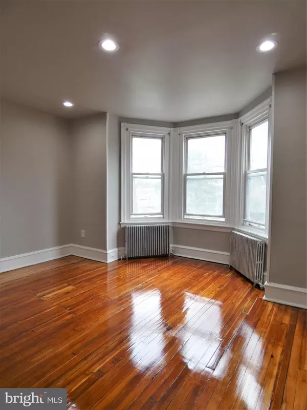 Philadelphia, PA 19144,542 E WOODLAWN ST #2