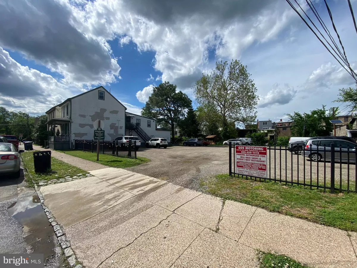 Mount Holly, NJ 08060,9 CHURCH ST