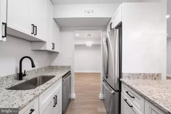 Hyattsville, MD 20781,3837 HAMILTON ST #J-102