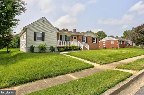 Linthicum Heights, MD 21090,513 OAK GROVE RD