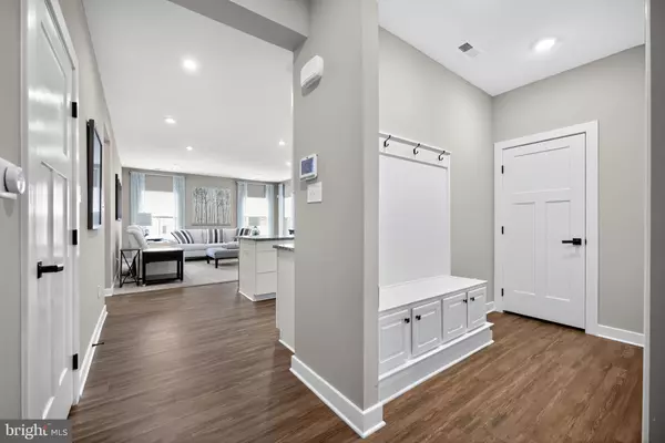 Swedesboro, NJ 08085,203 AMESBURY BLVD