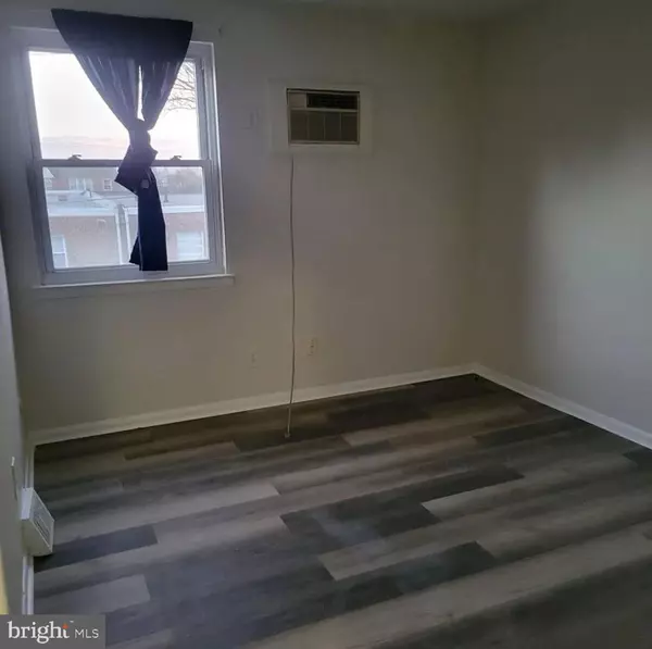 Philadelphia, PA 19154,12470 KNIGHTS RD #2