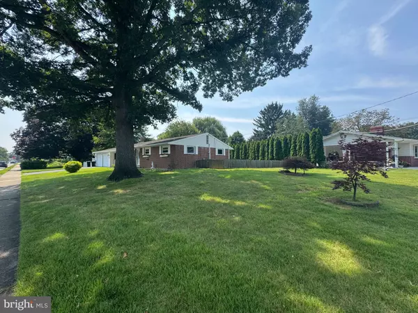 Mechanicsburg, PA 17055,1118 APPLE DR