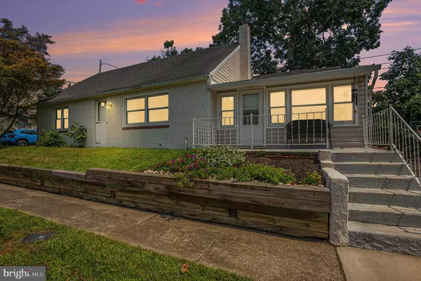 1315 LAKEVIEW DR, Lansdale, PA 19446