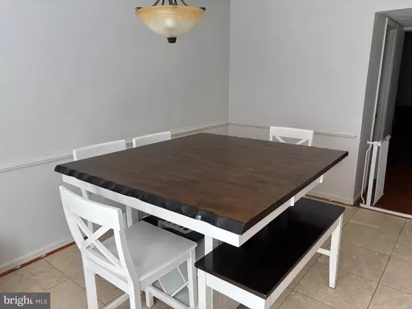 Waldorf, MD 20603,5113 GARIBALDI PL