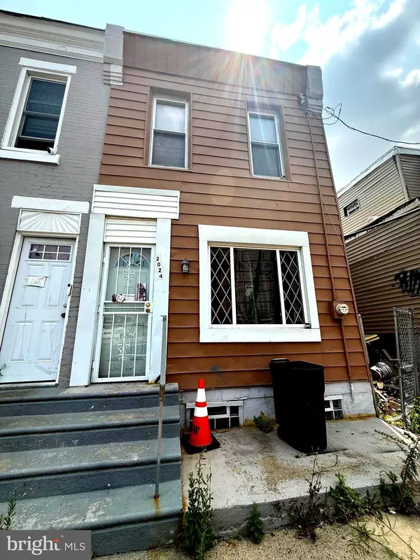 2024 W TORONTO ST, Philadelphia, PA 19132