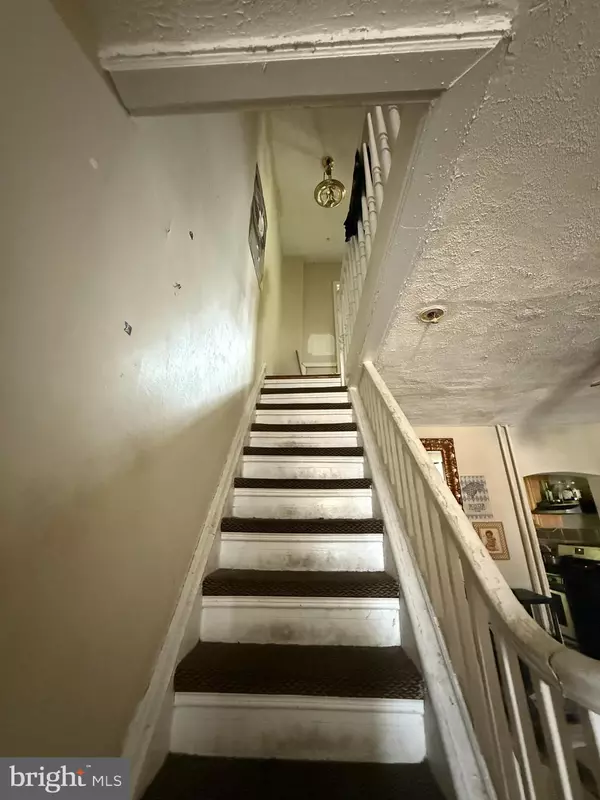 Philadelphia, PA 19132,2024 W TORONTO ST