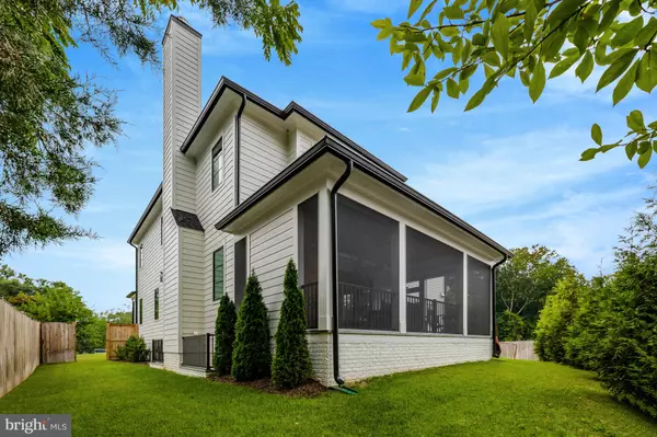 Mclean, VA 22101,1740 ATOGA AVE