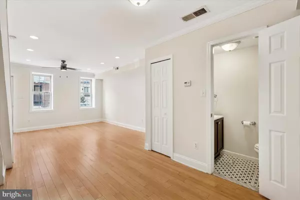 Philadelphia, PA 19146,2615 FEDERAL ST