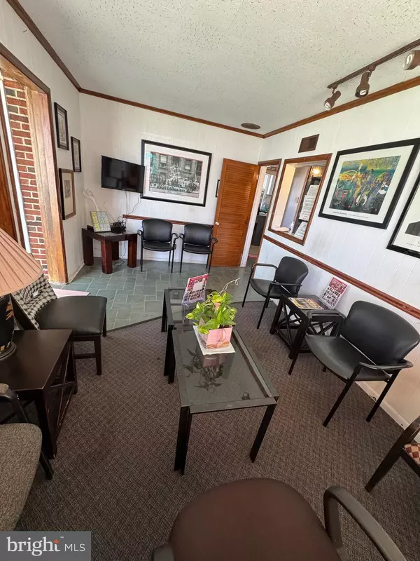 Baltimore, MD 21215,5443 PARK HEIGHTS AVE