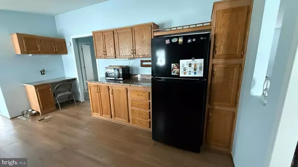 Lancaster, PA 17603,203 GREENBRIAR CIR