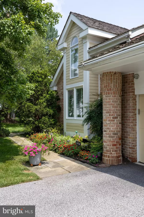 Lutherville Timonium, MD 21093,7 OLD BOXWOOD LN