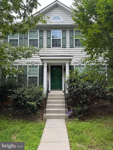 12489 PFITZNER CT, Woodbridge, VA 22192