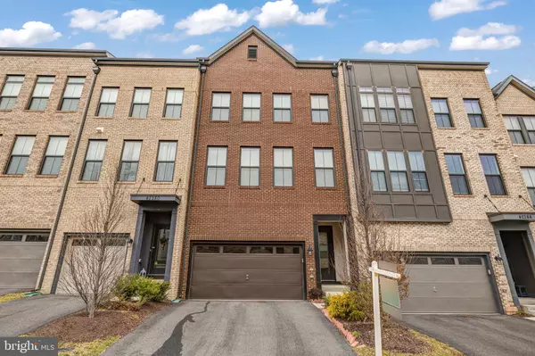 Ashburn, VA 20148,42282 CRAWFORD TER