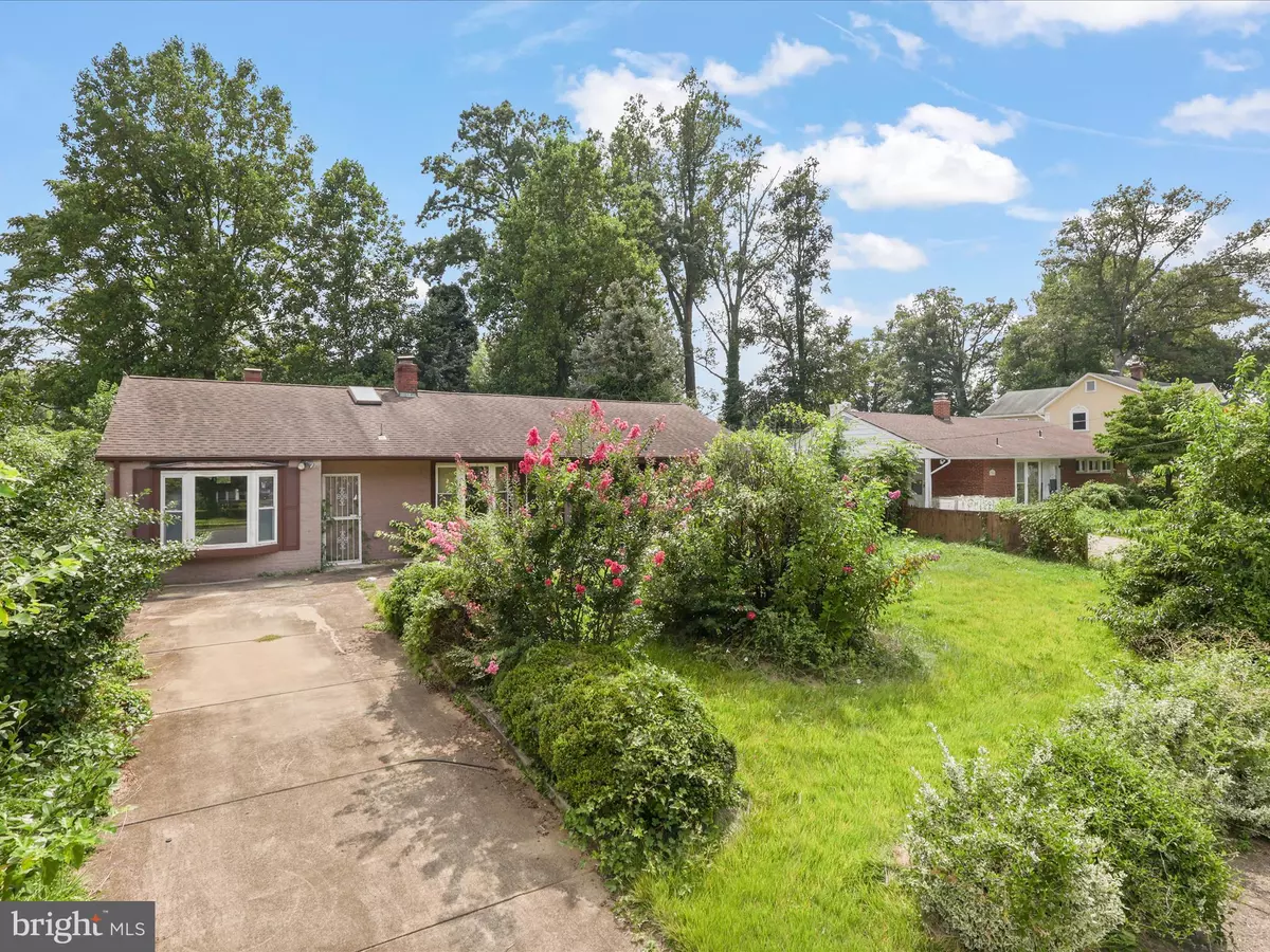 Springfield, VA 22150,7304 DICKENSON ST