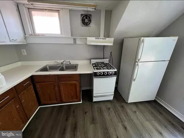 Pennsville, NJ 08070,81 S BROADWAY