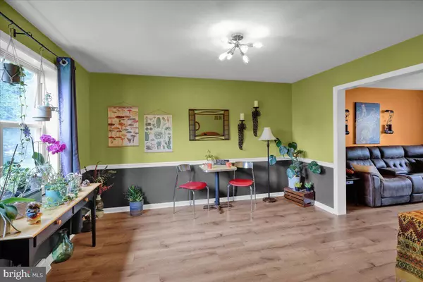 Leola, PA 17540,238 LEMON LN