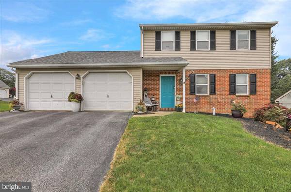 238 LEMON LN, Leola, PA 17540